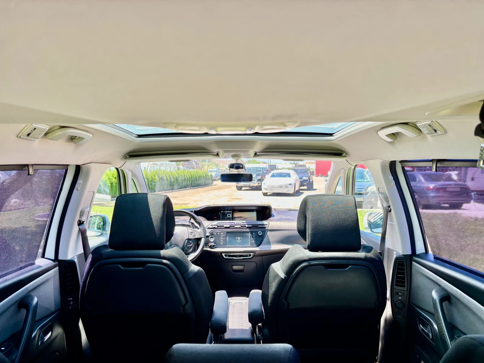 Citroen Grand C4 Picasso 1.6 - изображение 6