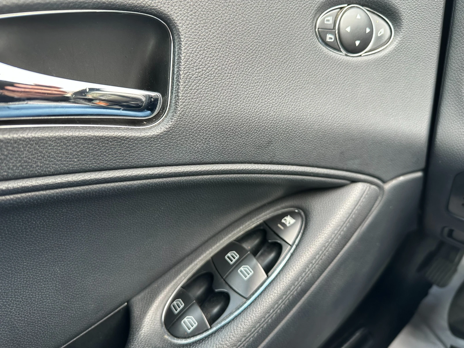 Mercedes-Benz CLS 320 3.0d 224 .. | Mobile.bg   15