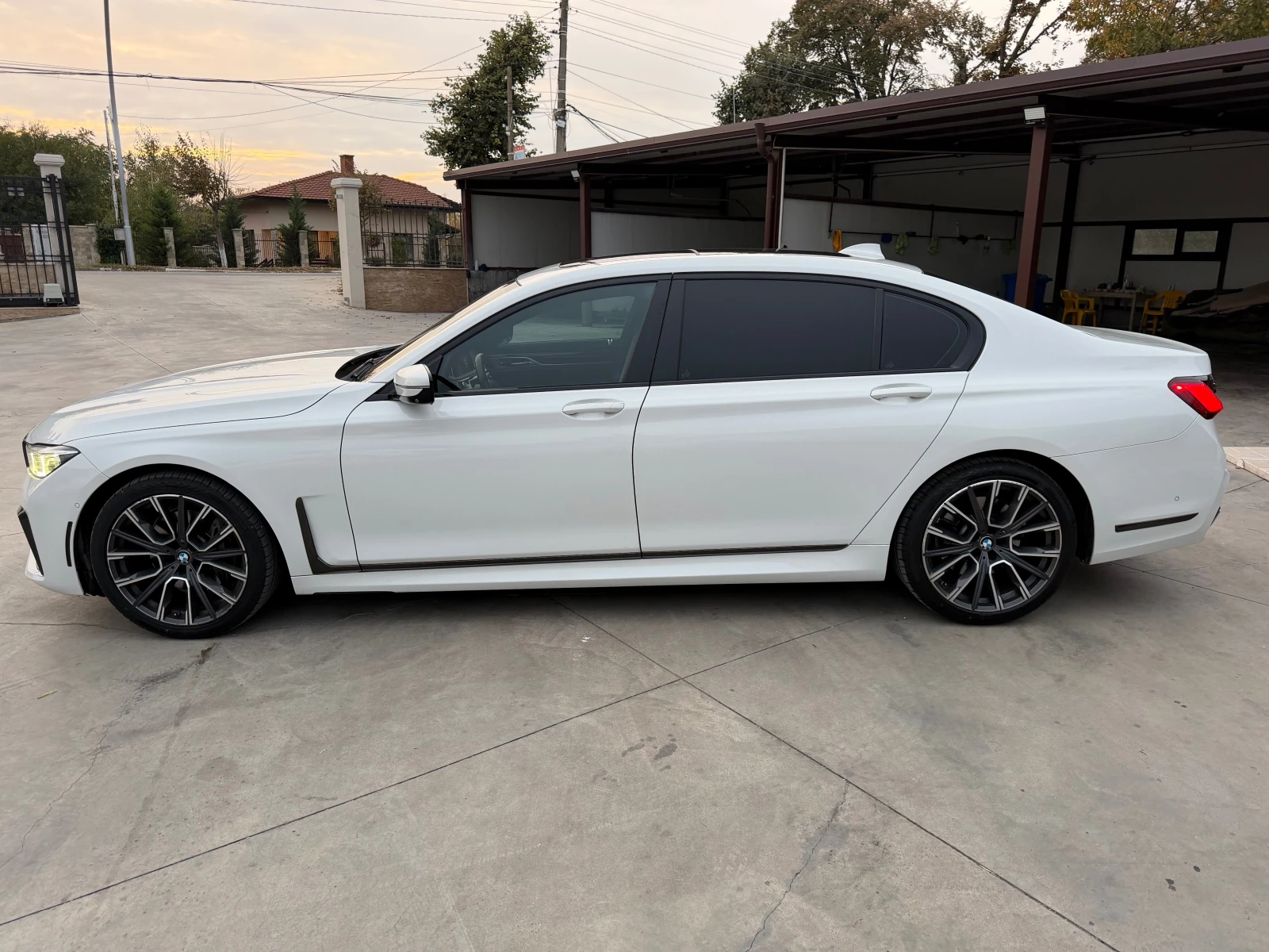 BMW 740 M-Packet B58 | Mobile.bg   5
