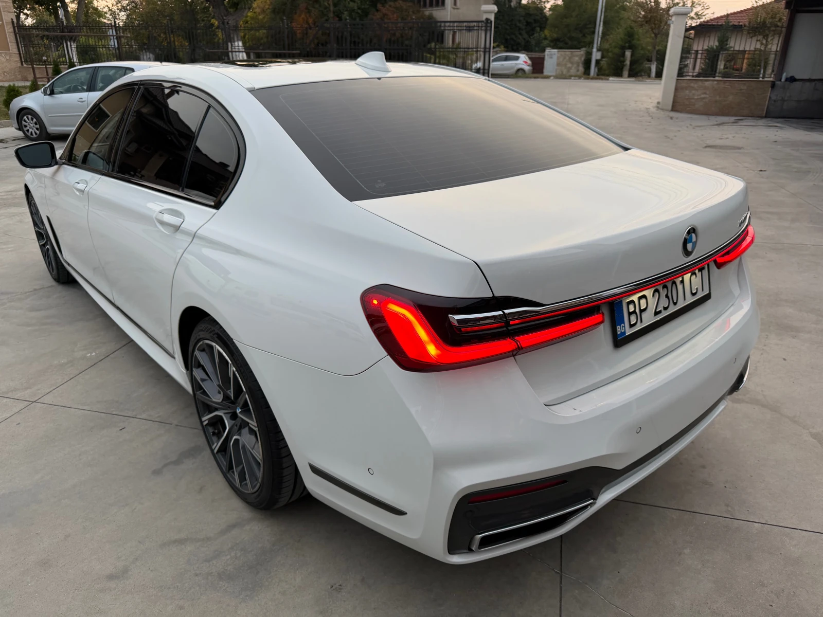 BMW 740 M-Packet B58 | Mobile.bg   2