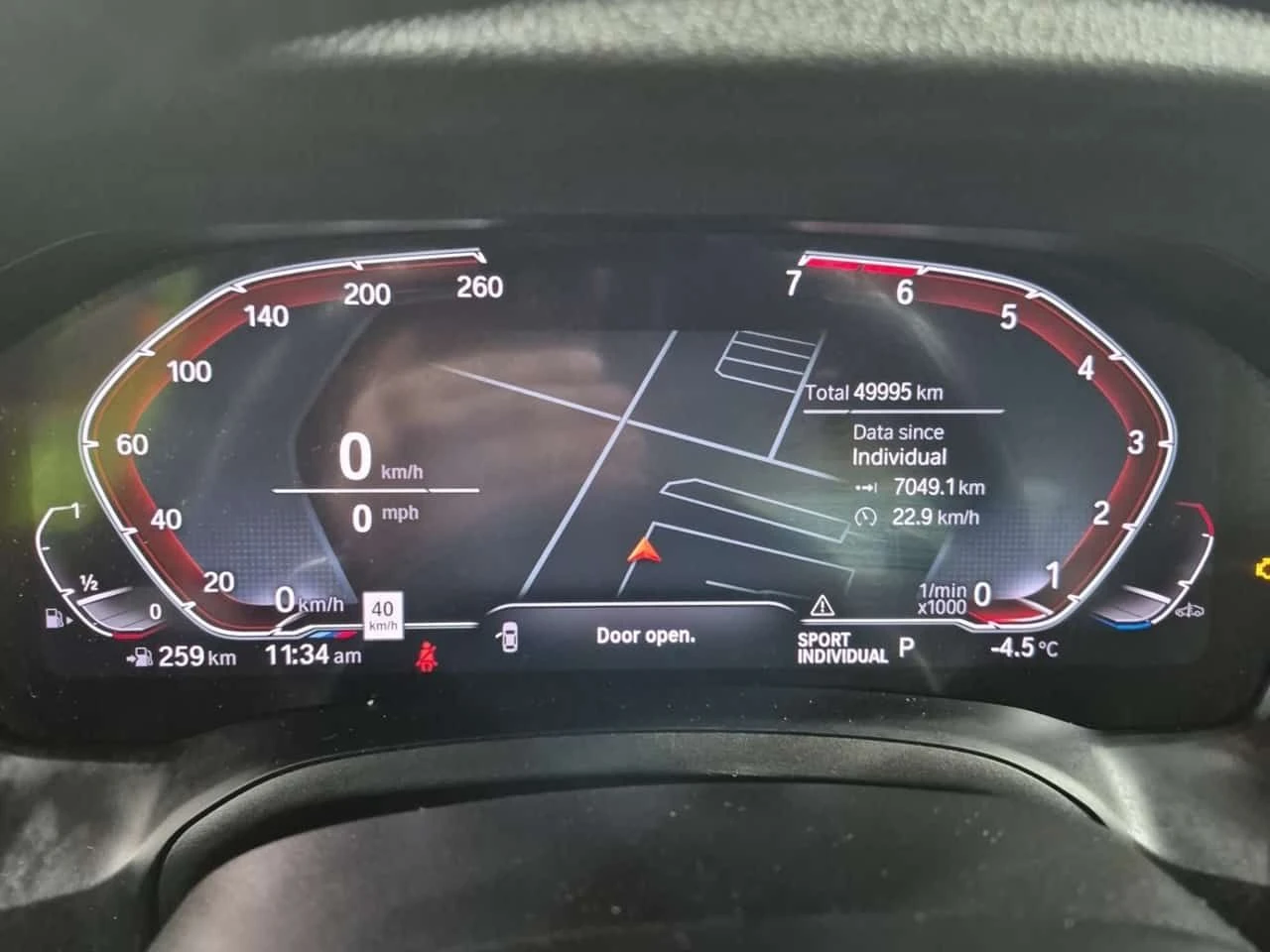 BMW 330 I XDRIVE * PANORAMA* ПОДГРЕВИ* 2 КЛЮЧА* CARFAX  - изображение 9