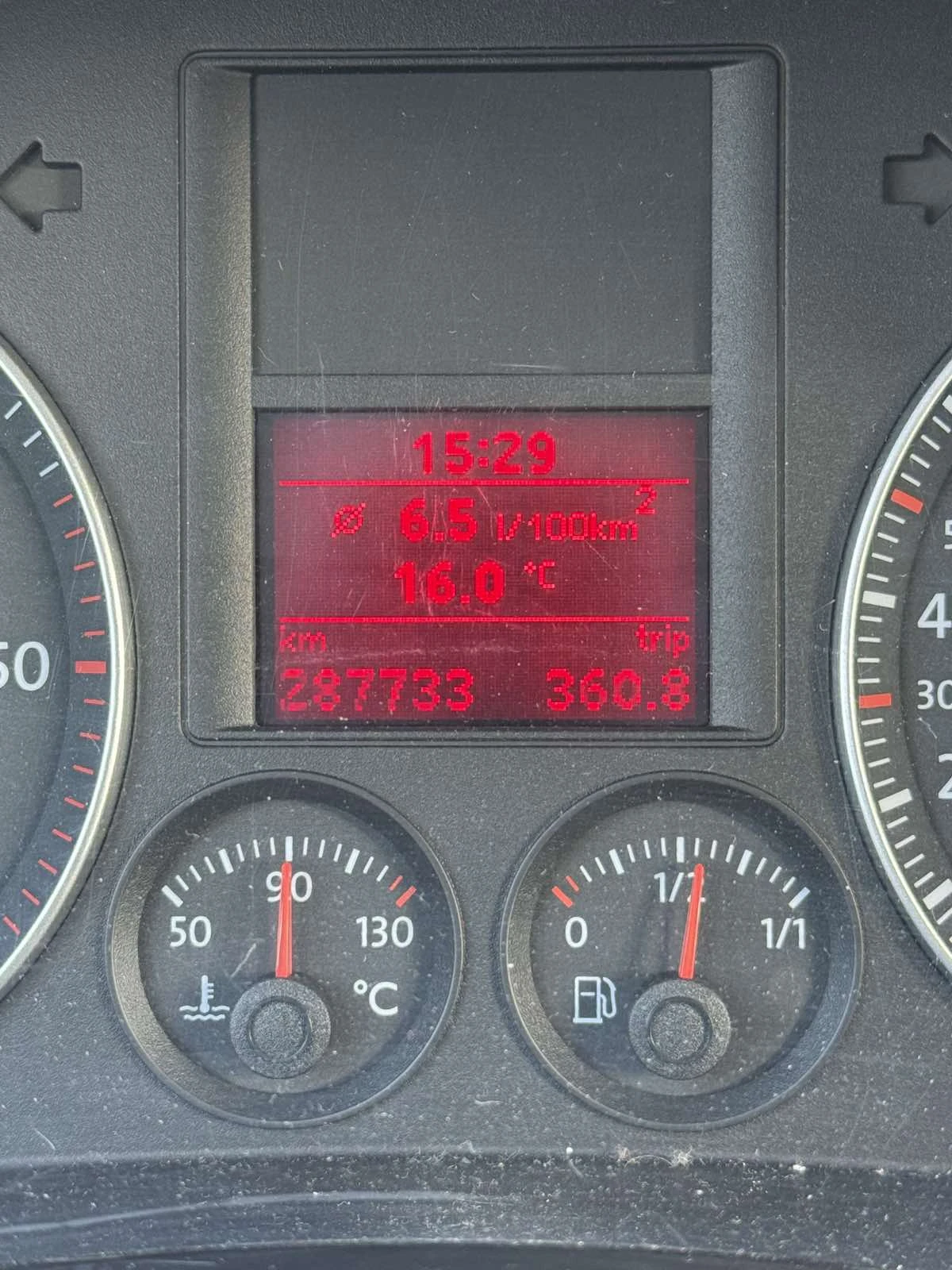 VW Golf 1.9 TDI 6 скорости, снимка 14 - Автомобили и джипове - 53769000