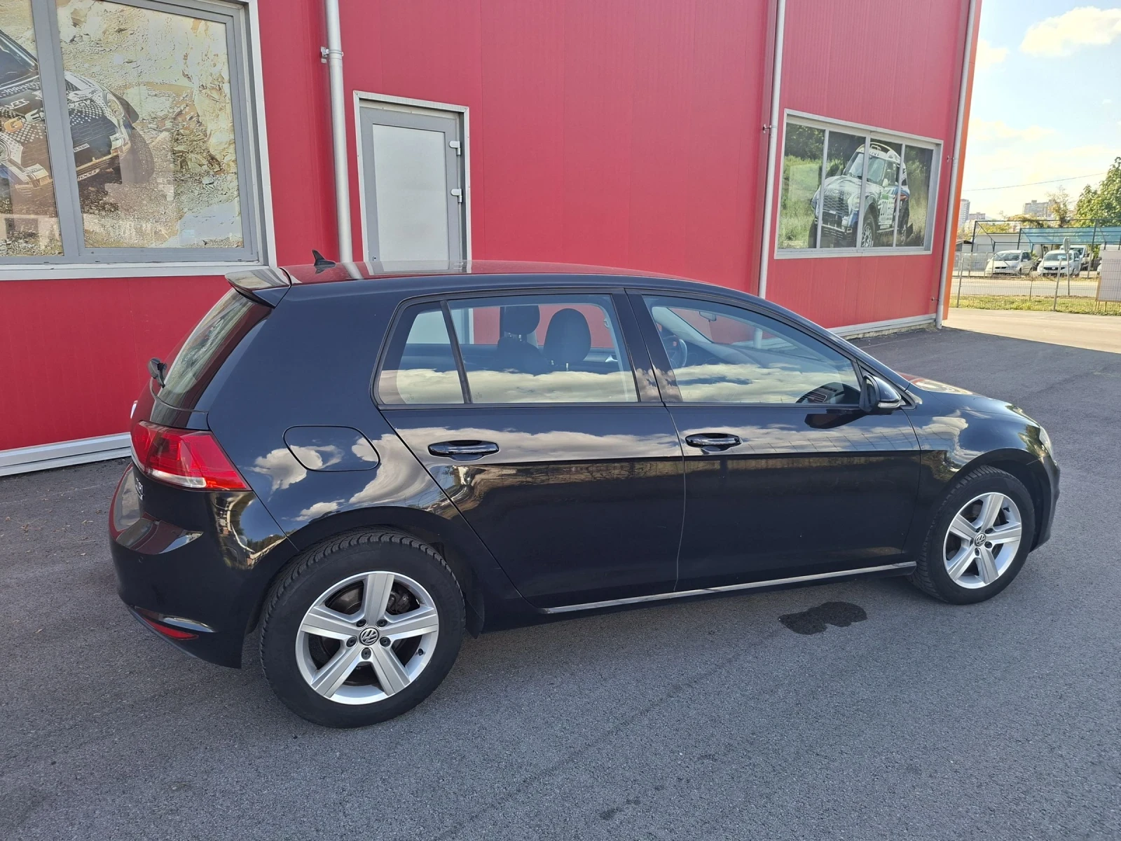 VW Golf 1.2 бензин, Голф 7/4цилиндъра, снимка 4 - Автомобили и джипове - 54026601