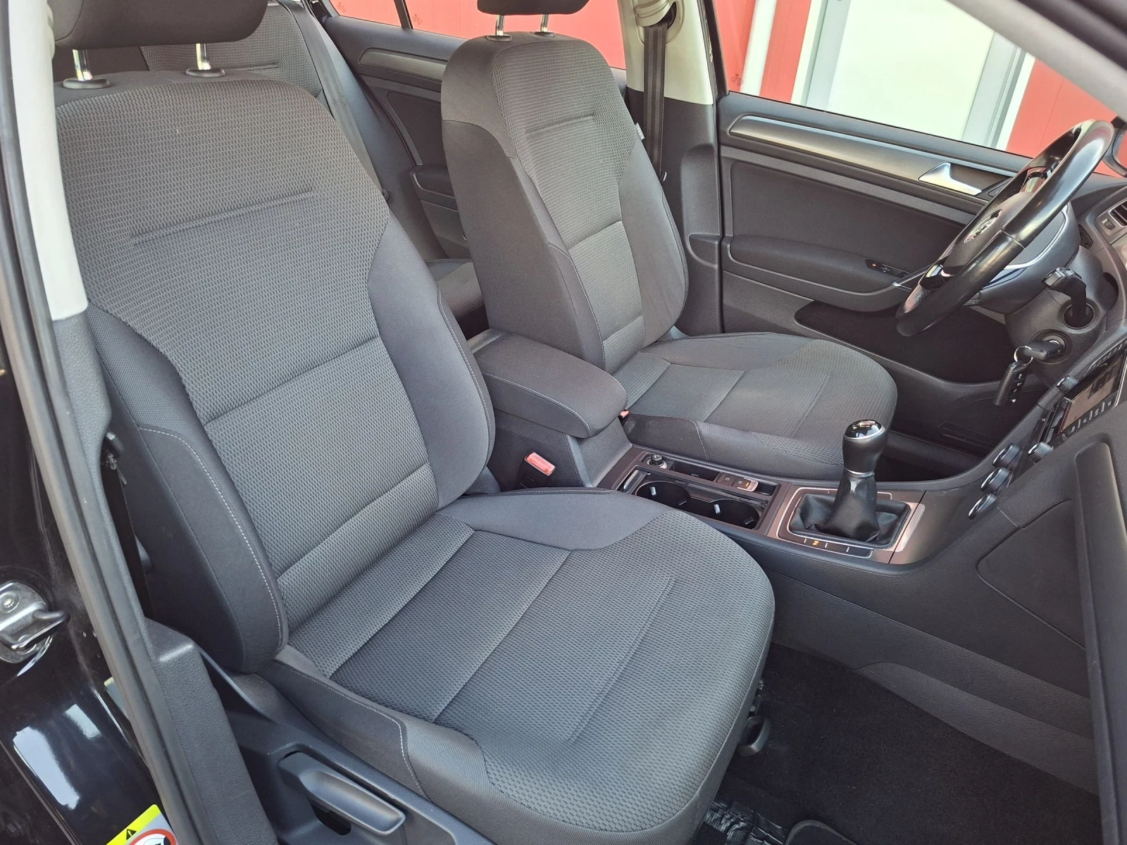 VW Golf 1.2 бензин, Голф 7/4цилиндъра, снимка 12 - Автомобили и джипове - 54026601