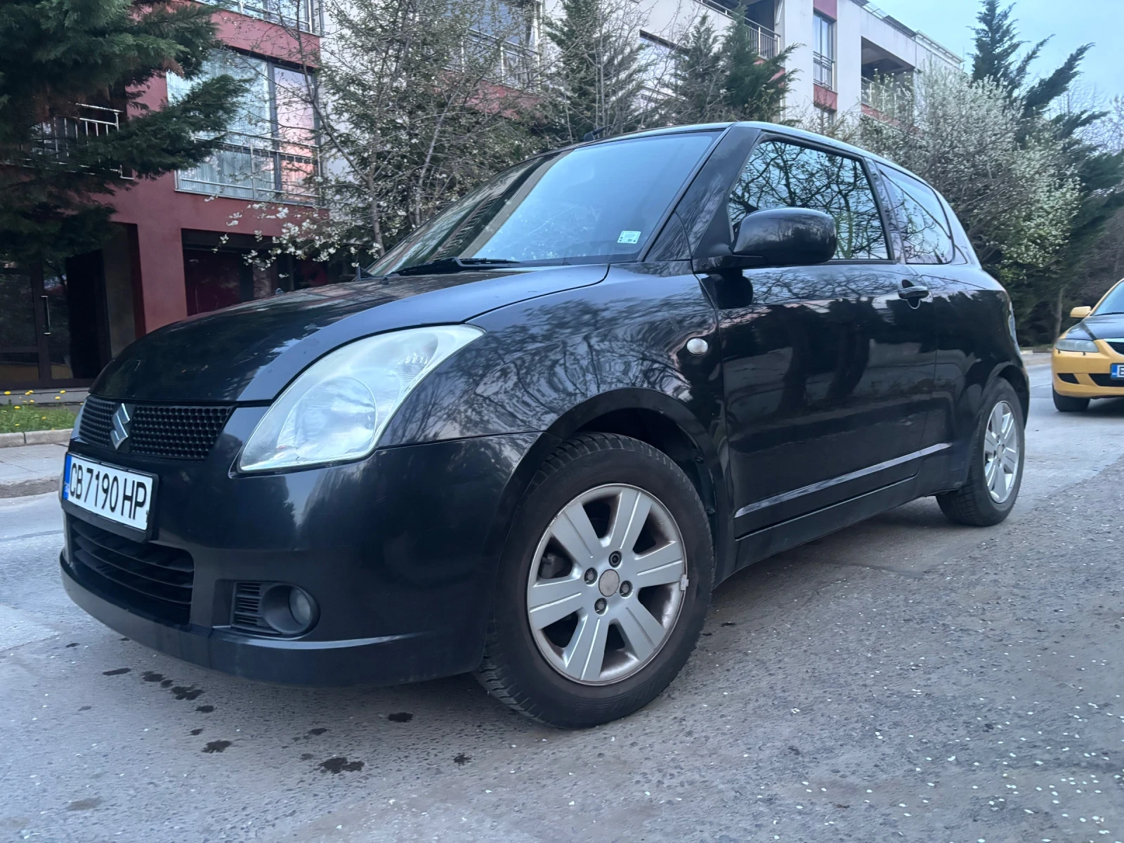 Suzuki Swift, снимка 5 - Автомобили и джипове - 54190845