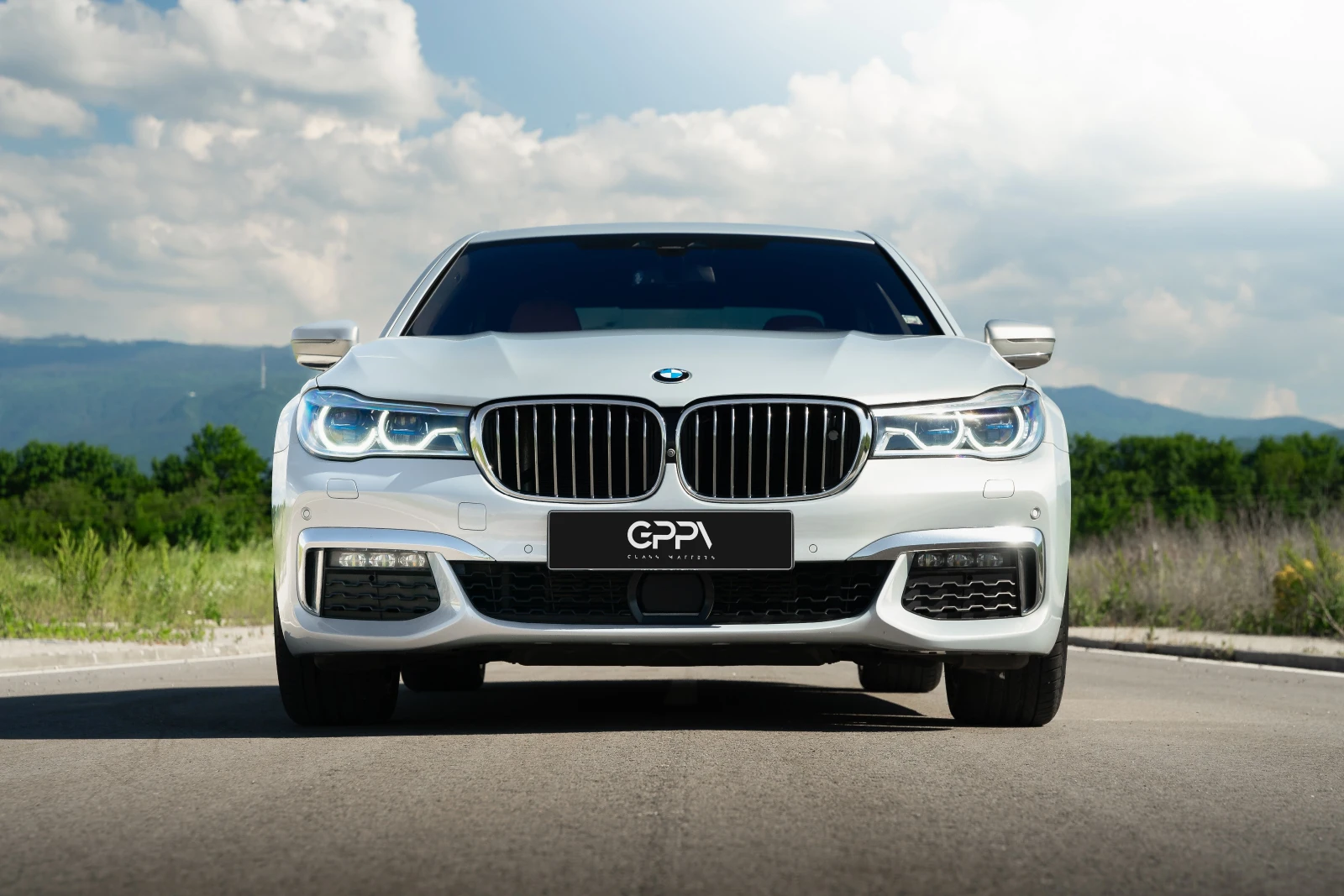 BMW 740 xDrive M Sport | Laser Lights | Night Vision | , снимка 3 - Автомобили и джипове - 54797827