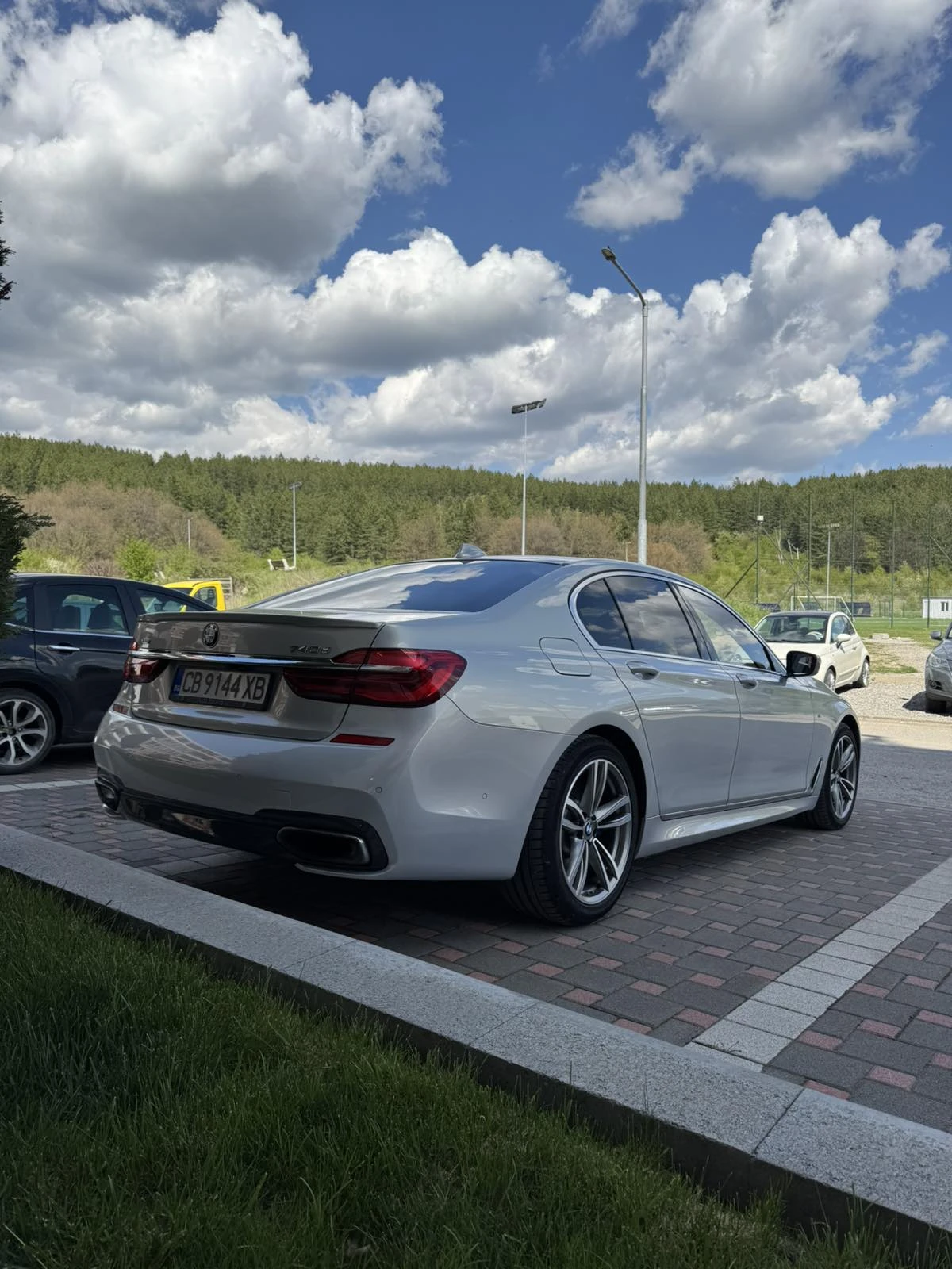 BMW 740 M, Xdrive, снимка 4 - Автомобили и джипове - 54417079