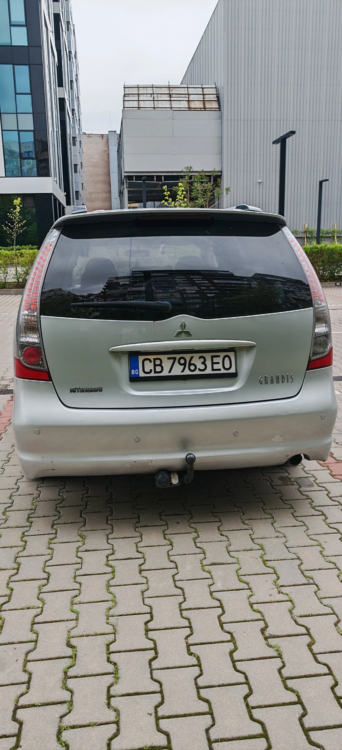 Mitsubishi Grandis 2.0 TDI, снимка 13 - Автомобили и джипове - 54591481