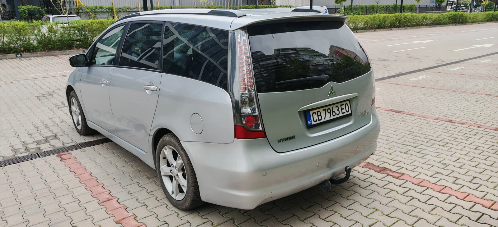 Mitsubishi Grandis 2.0 TDI, снимка 14 - Автомобили и джипове - 54591481