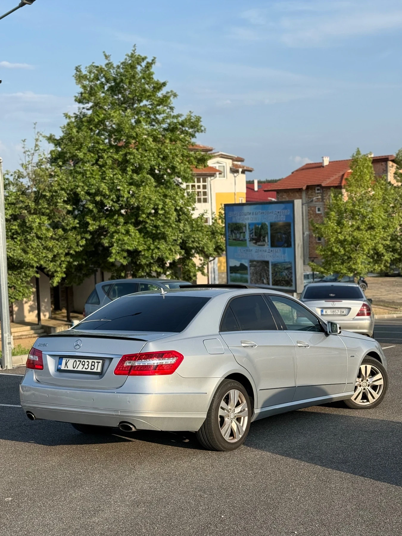 Mercedes-Benz E 350, снимка 3 - Автомобили и джипове - 54785608