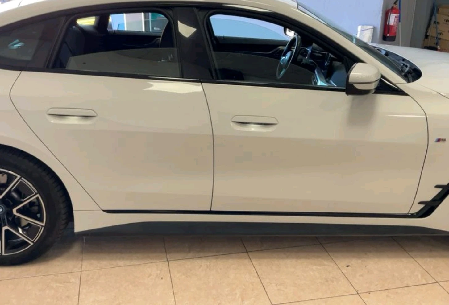 BMW i4 eDrive40 Gran Coupe M Sport, снимка 7 - Автомобили и джипове - 54855514