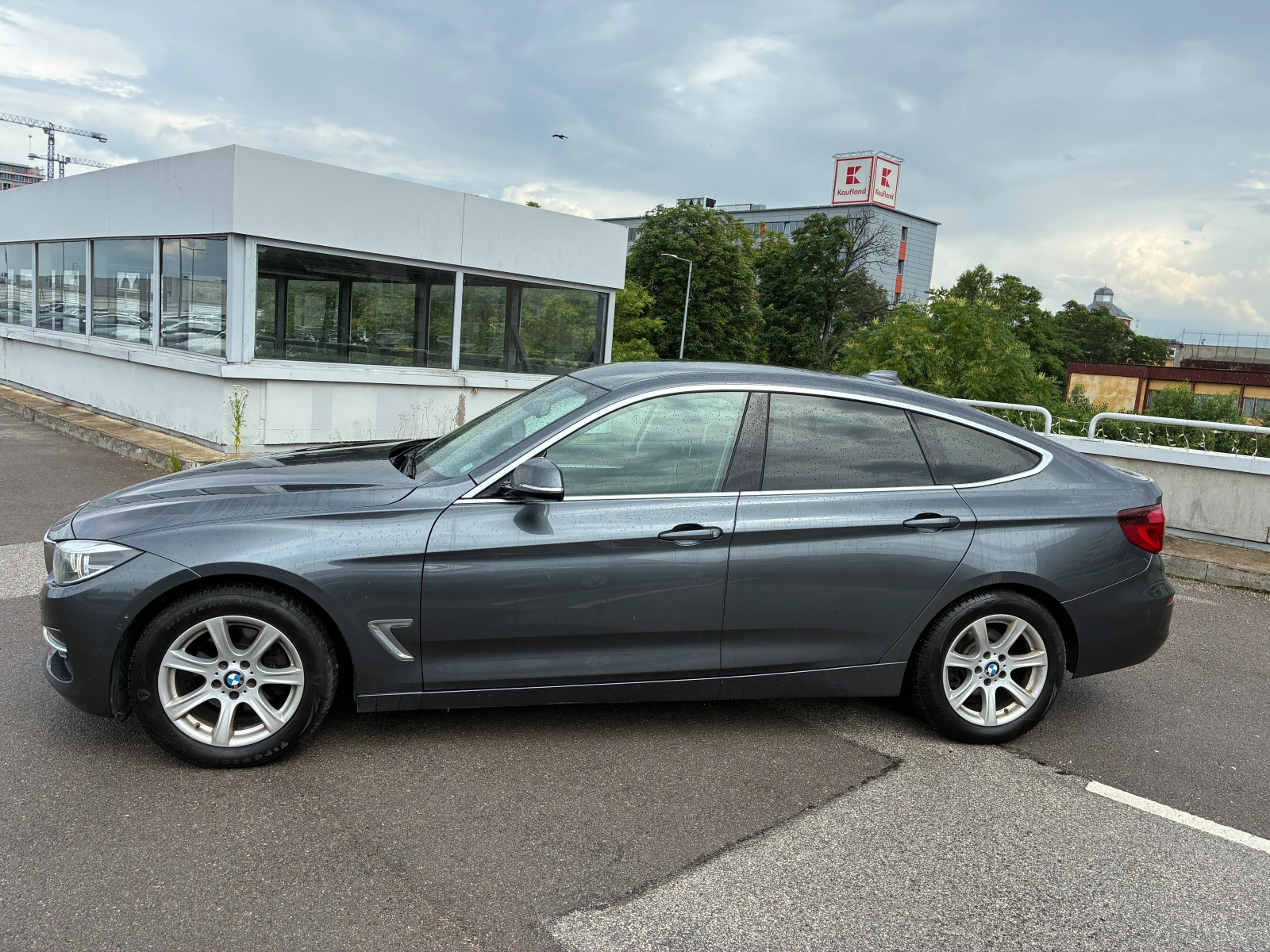 BMW 320 320d xDrive Gran Turismo, снимка 2 - Автомобили и джипове - 55024487