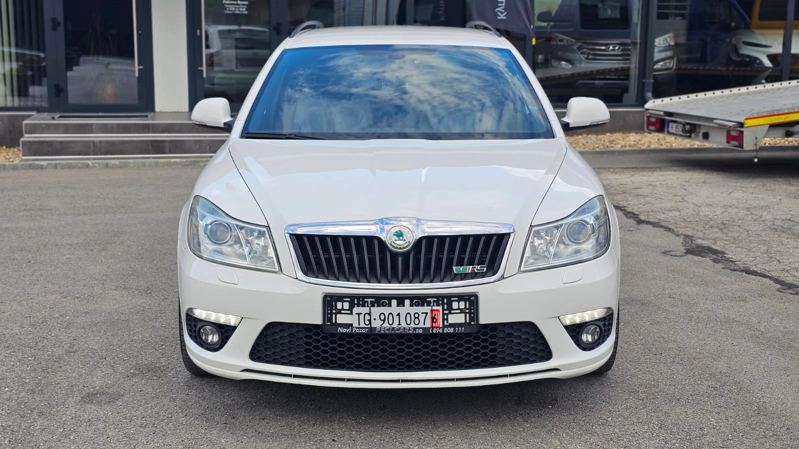 Skoda Octavia VRS 2.0TDi 170 6DSG CH-СОБСТВЕН ХОД-ИСТОРИЯ-ЛИЗИНГ, снимка 2 - Автомобили и джипове - 55233158