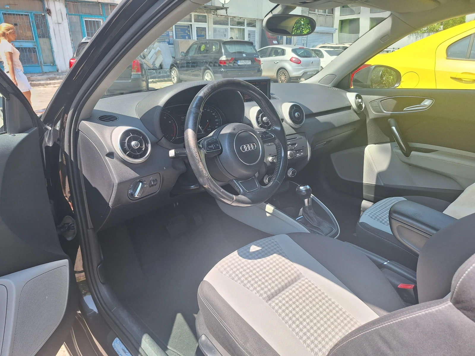 Audi A1 1.4 TFSI S-tronic, снимка 6 - Автомобили и джипове - 55663779