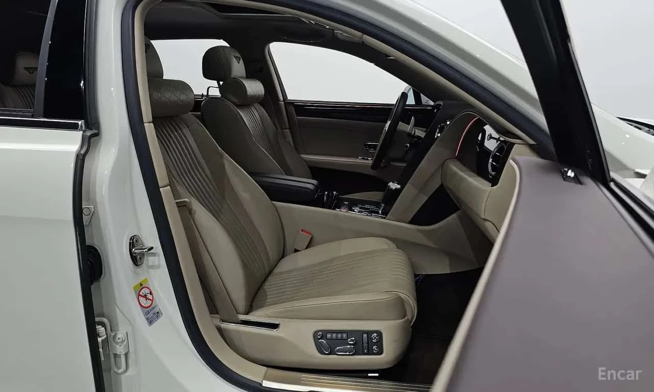 Bentley Flying Spur * 4.0 * ЦЕНА ДО БГ, снимка 14 - Автомобили и джипове - 55694690
