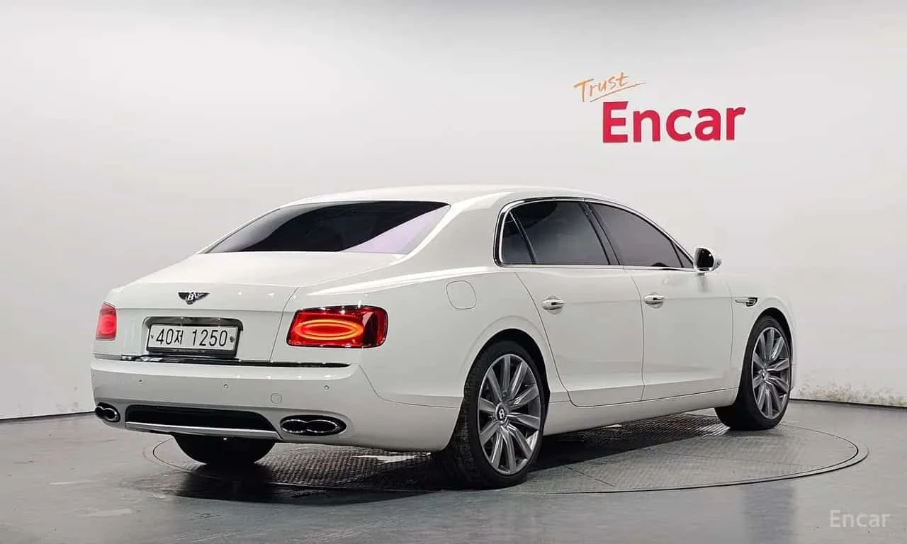 Bentley Flying Spur * 4.0 * ЦЕНА ДО БГ, снимка 2 - Автомобили и джипове - 55694690