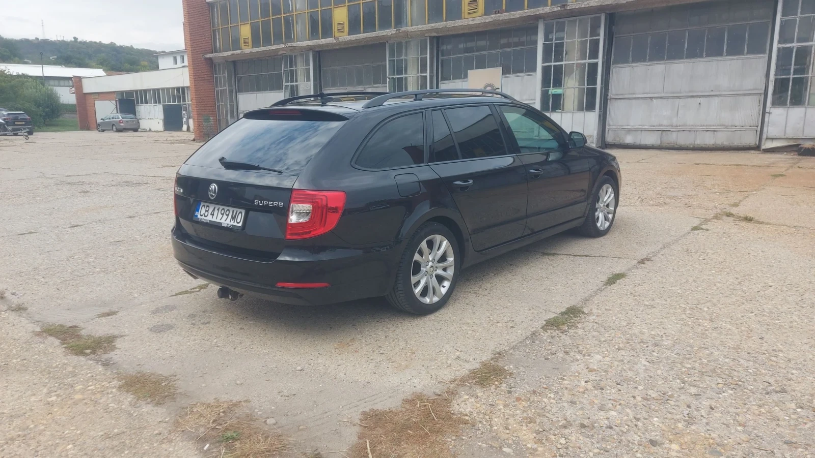 Skoda Superb, снимка 5 - Автомобили и джипове - 56279195