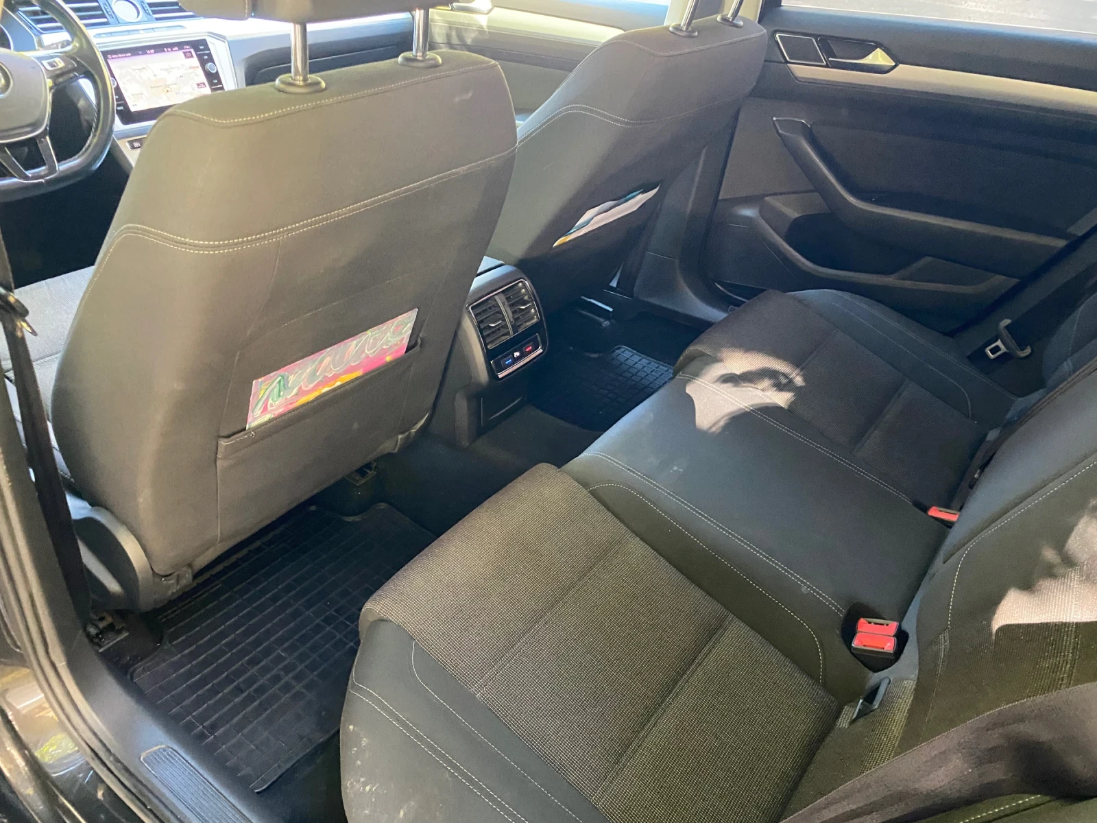 VW Passat B8, снимка 14 - Автомобили и джипове - 56337745