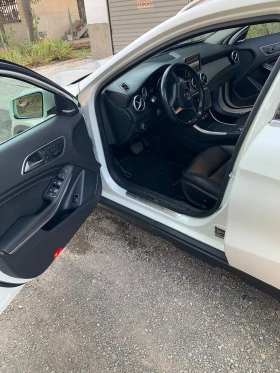 Mercedes-Benz GLA 250 4matic Бензин, снимка 11