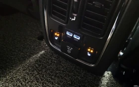 Jeep Grand cherokee OVERLAND* 3.6* DISTR* ПАНО* ПОДГРЕВИ* ОБДУХ* FULL, снимка 14