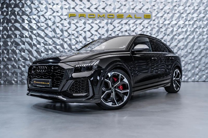 Audi RSQ8 * Ceramic* Carbon* Alcantara* 23* Pano* 360, снимка 1 - Автомобили и джипове - 47810467