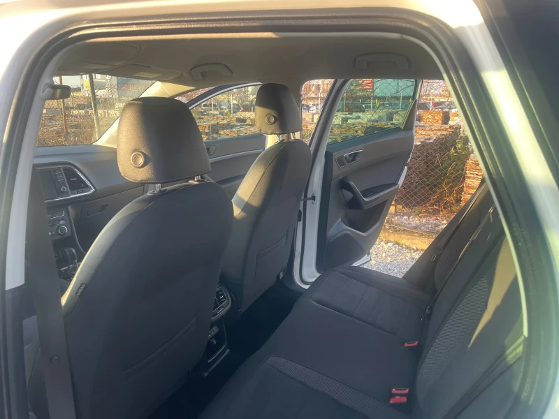 Seat Ateca 2.0TDI 4x4, снимка 11 - Автомобили и джипове - 52709746