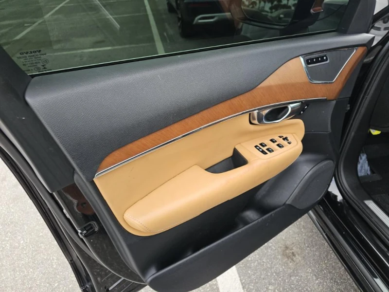 Volvo Xc90 Plug-In Hybrid T8 Inscription ОЧАКВАН ВНОС, снимка 13 - Автомобили и джипове - 53032801