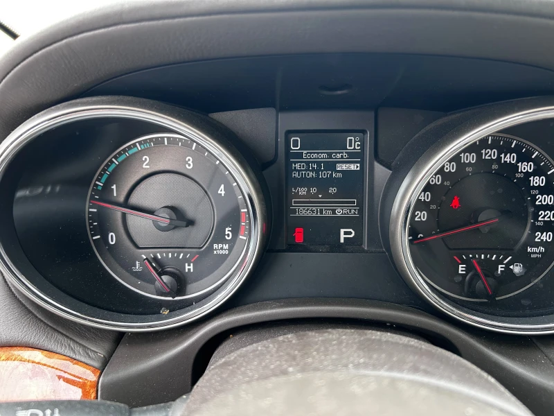 Jeep Grand cherokee 3.0 CRD Overland, снимка 15 - Автомобили и джипове - 53599651