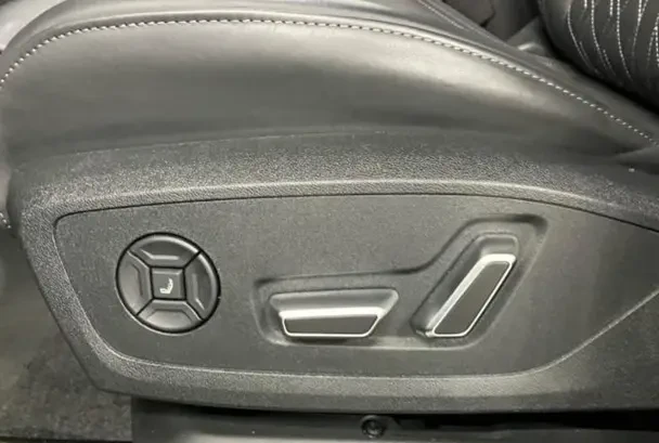 Audi Q6 e-tron 185 kWh Quattro = S-line = �������� | Mobile.bg � ����������� 4