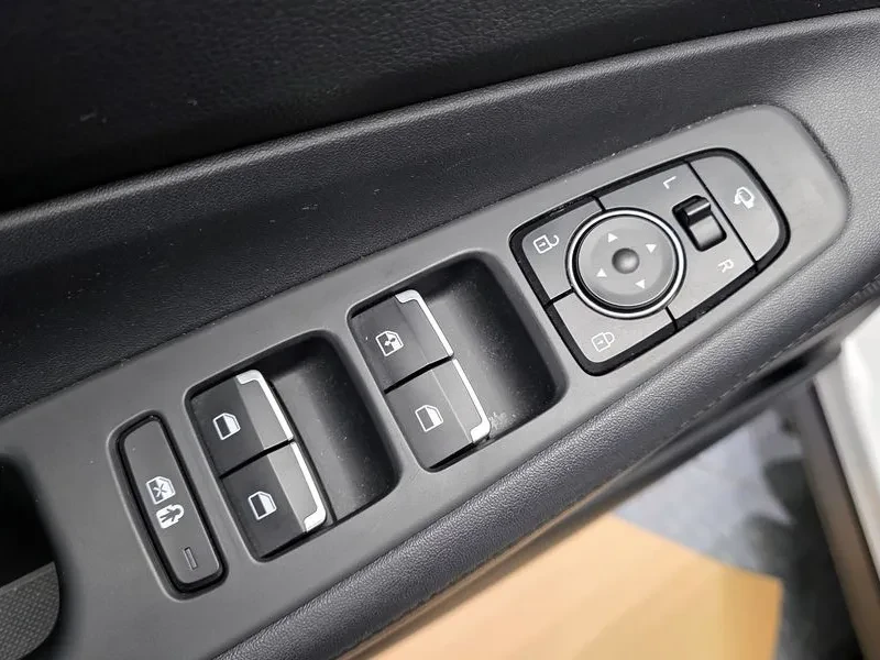 Hyundai Santa fe 2.5 2WD PREMIUM, снимка 12 - Автомобили и джипове - 55801353