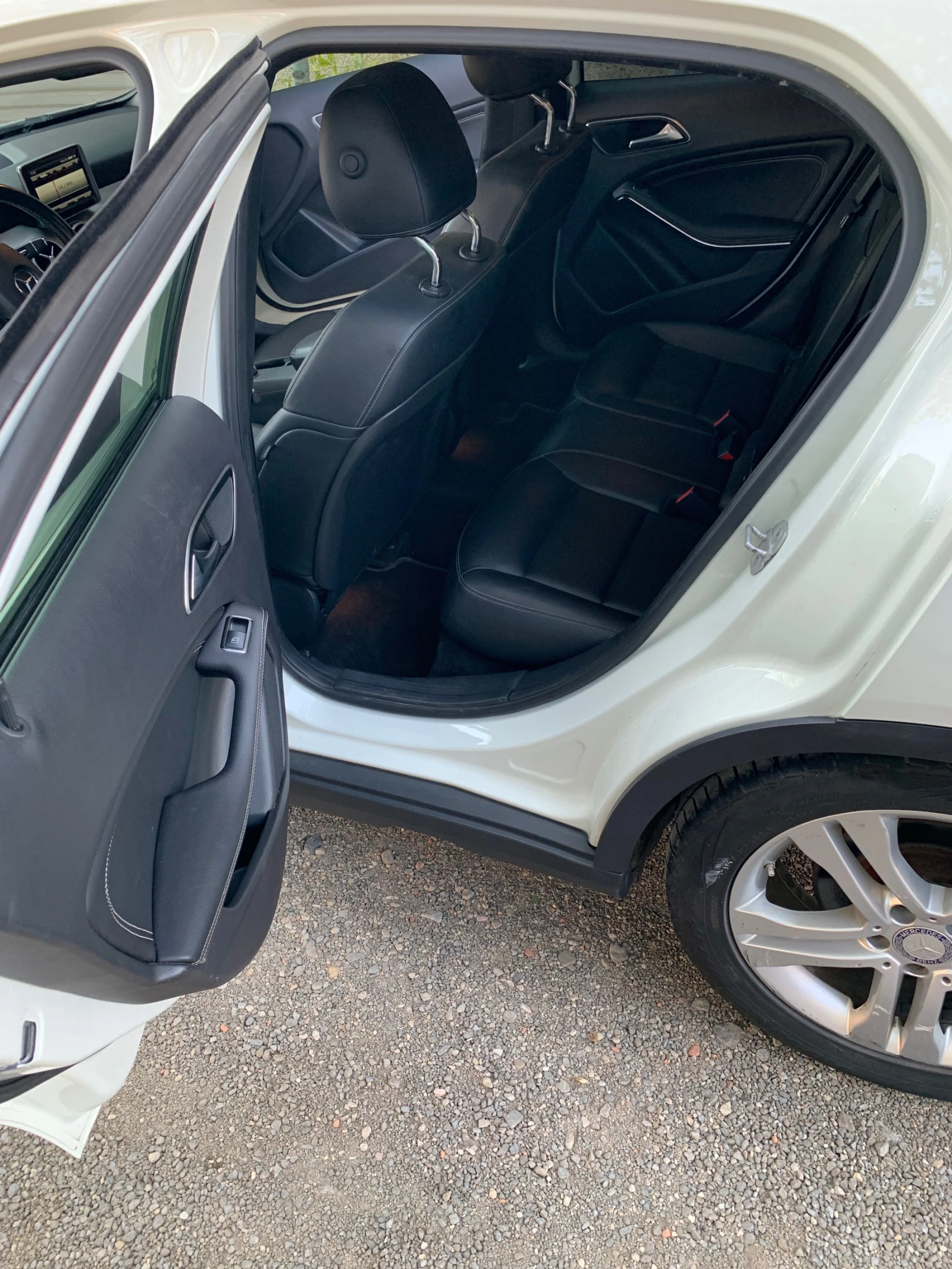 Mercedes-Benz GLA 250 4matic  | Mobile.bg   13