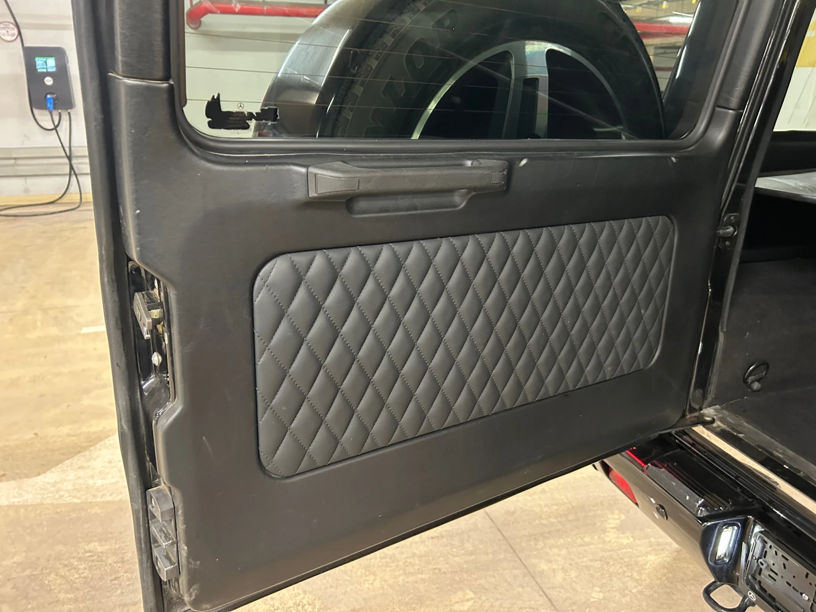 Mercedes-Benz G 63 AMG Edition 1* 63 AMG* КАРБОН* TVx2* ДИСТРОНИК* FULL*  | Mobile.bg — изображение 14