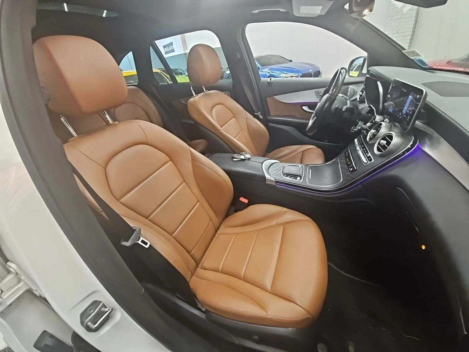 Mercedes-Benz GLC 300 4MATIC - изображение 8