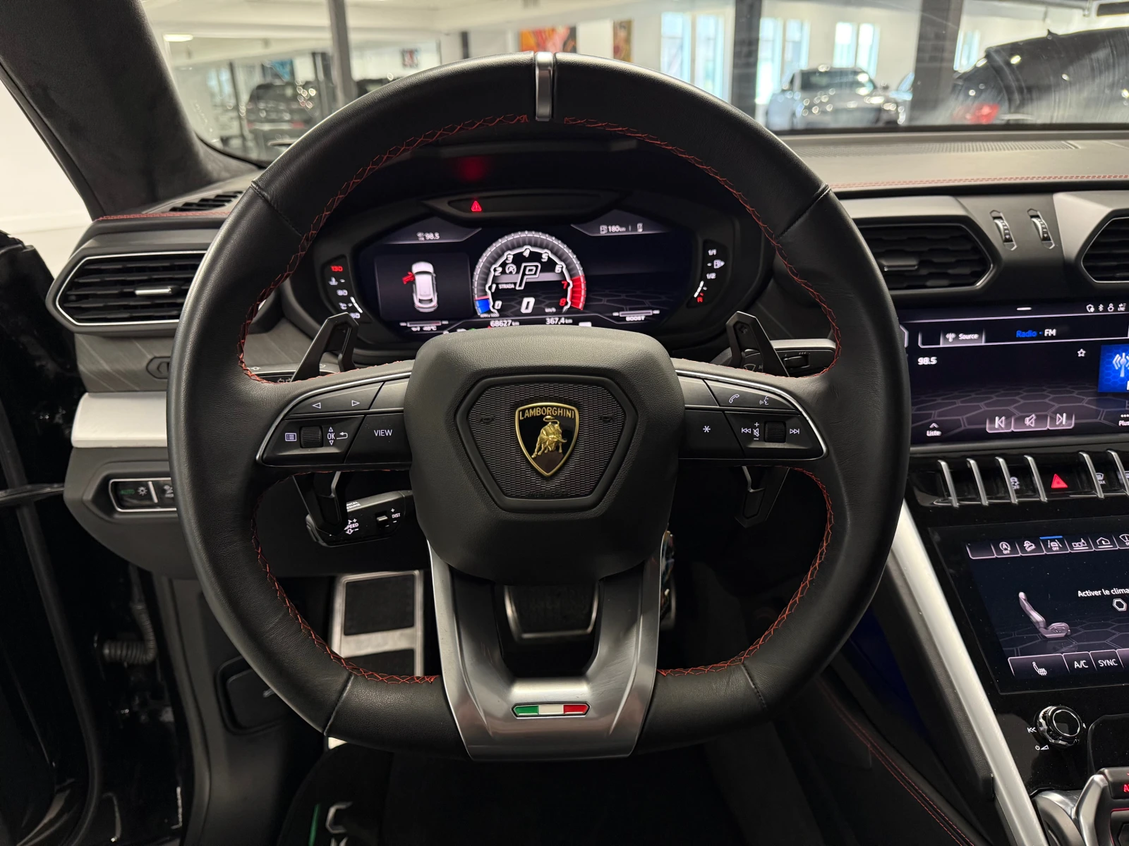 Lamborghini Urus BLACK ON BLACK 4.0 TwinTurbo | Mobile.bg   11