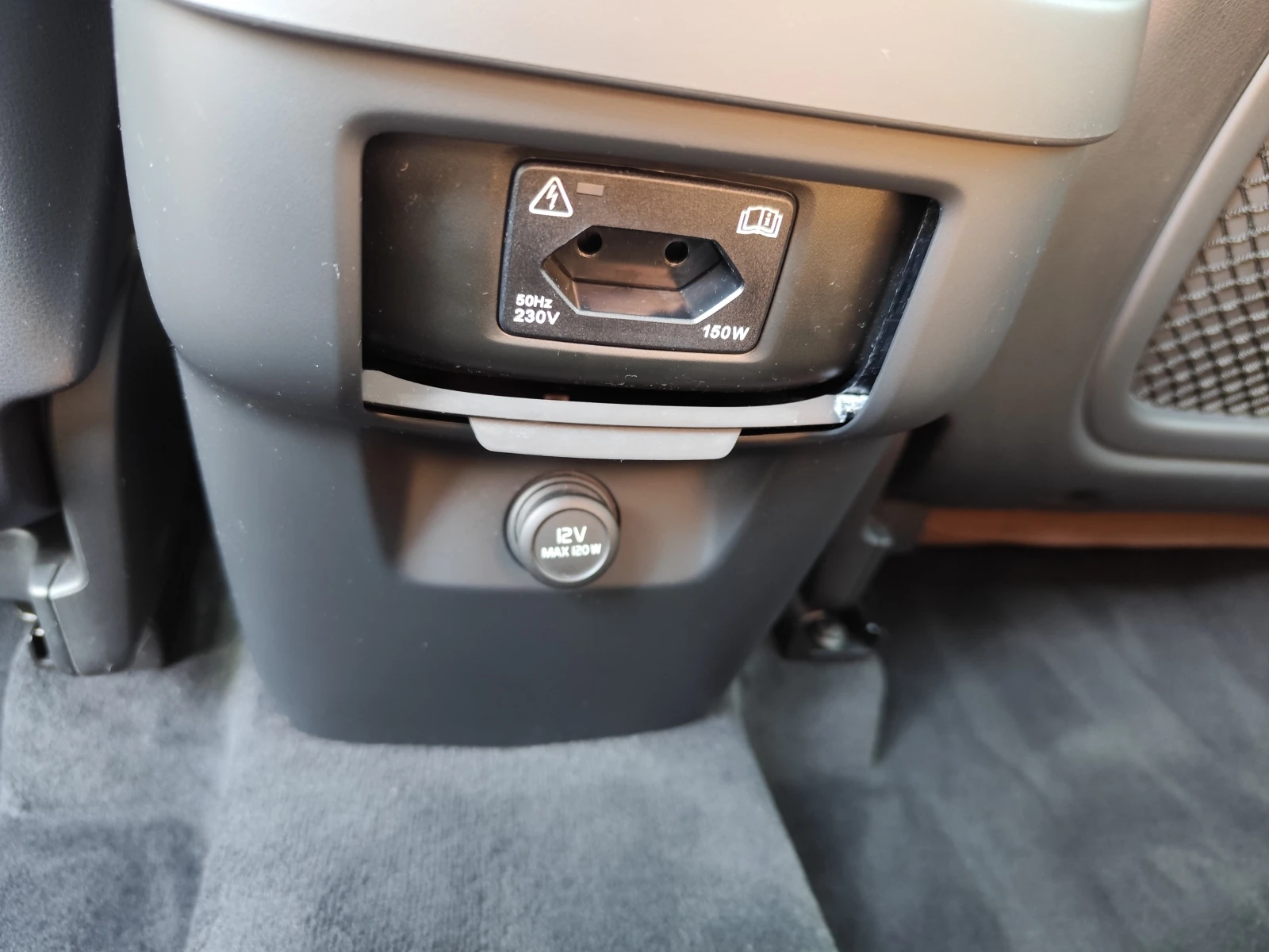 Volvo Xc90 2.0D* INSCRIPTION* 4X4* ���������* ���������* ���� | Mobile.bg � ����������� 11