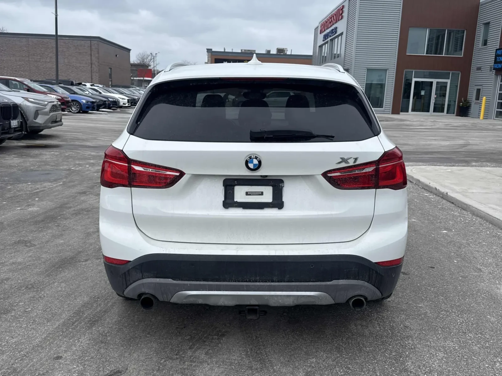 BMW X1 xDrive28i * * CARFAX * * АВТО КРЕДИТ * * , снимка 5 - Автомобили и джипове - 54100491