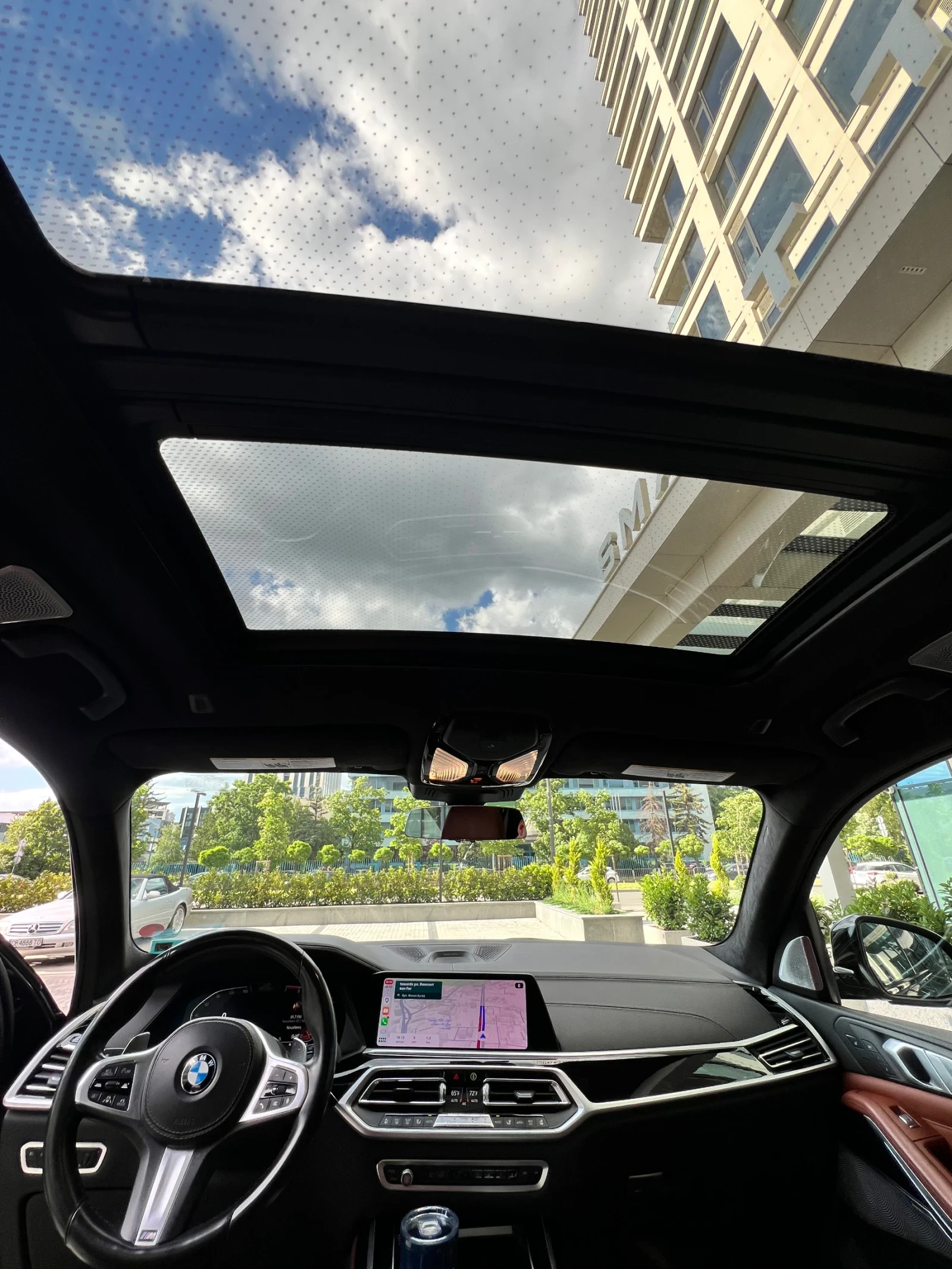 BMW X7 M50i V8 Executive Individual Shadow line, снимка 7 - Автомобили и джипове - 54660096