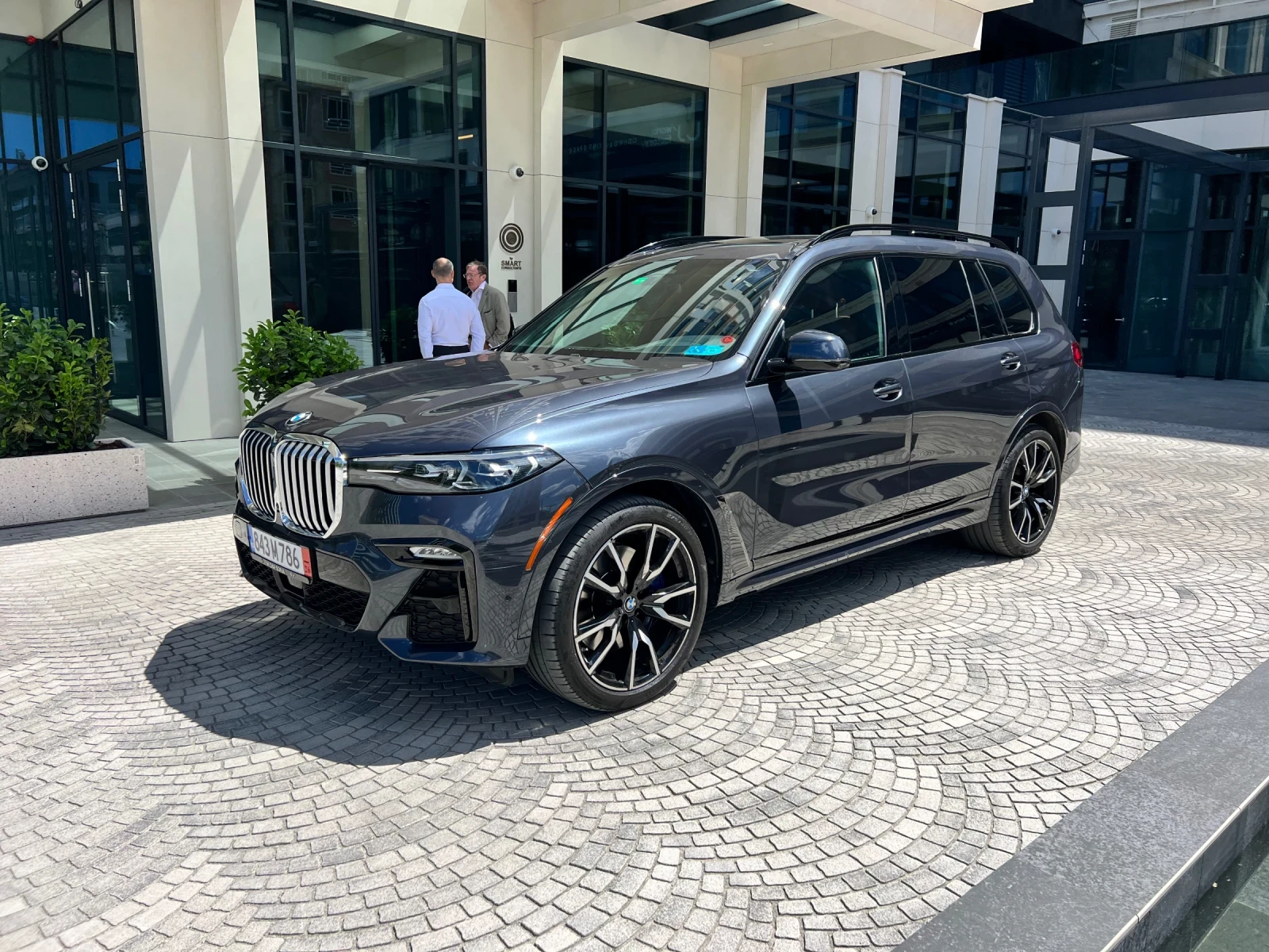 BMW X7 M50i V8 Executive Individual Shadow line | Mobile.bg � ����������� 6