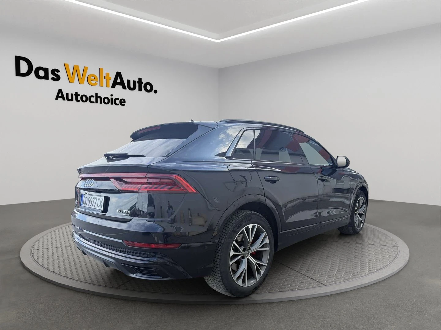 Audi Q8, снимка 3 - Автомобили и джипове - 54753722