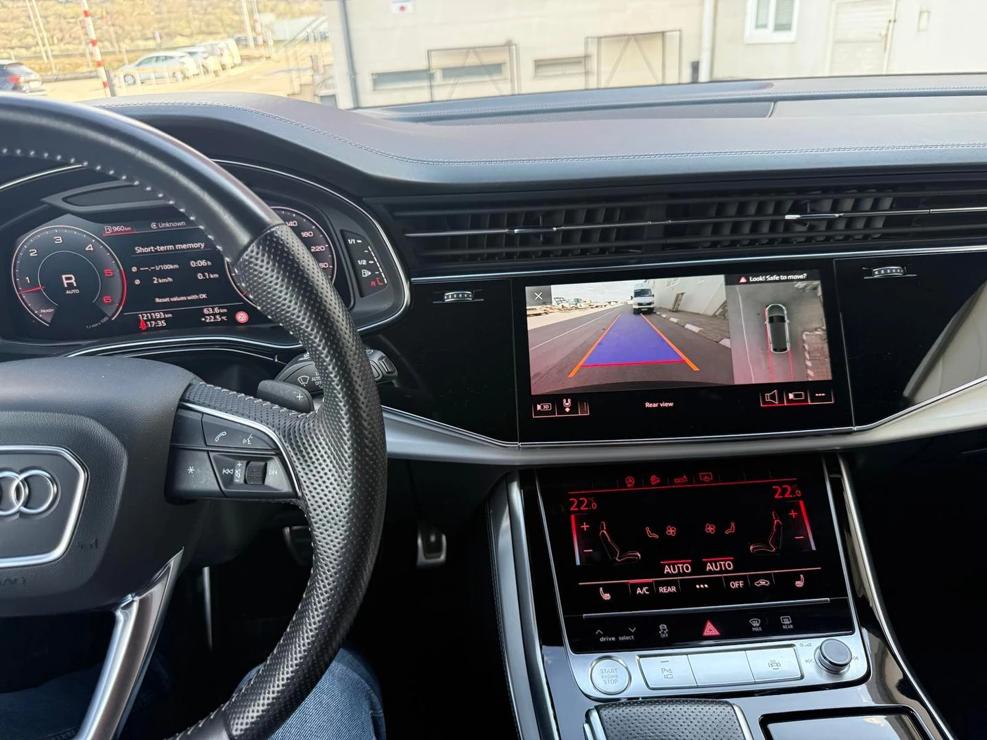 Audi Q8, снимка 8 - Автомобили и джипове - 54753722