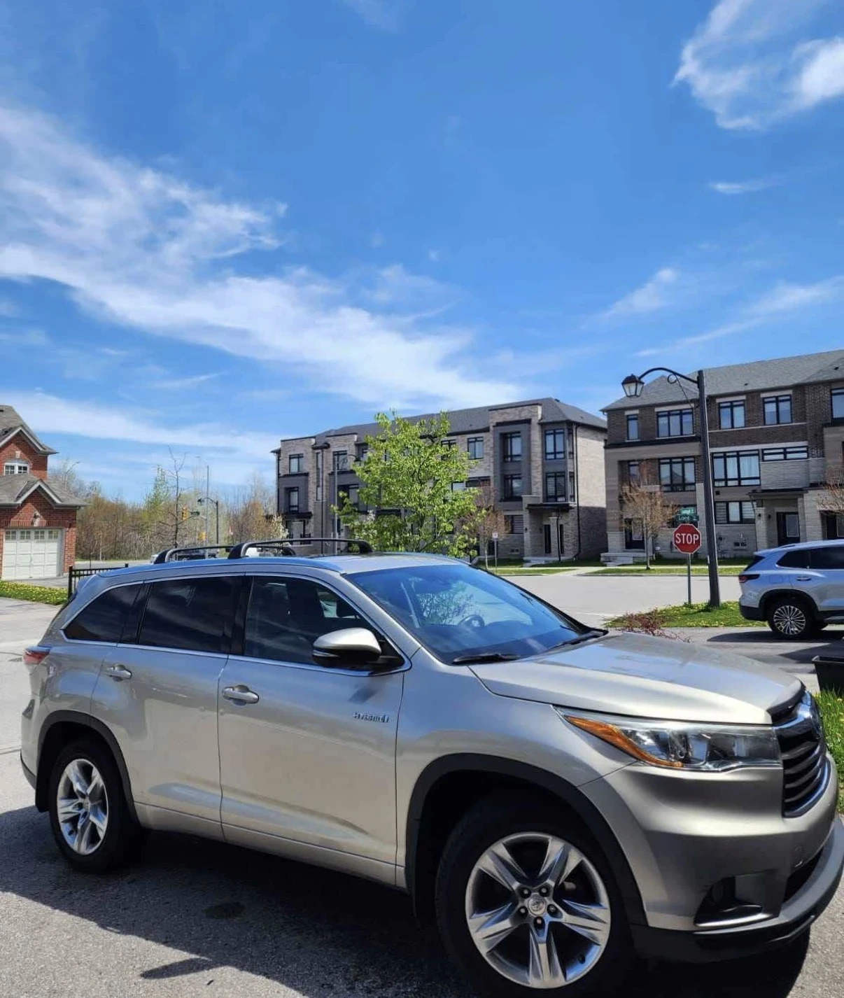 Toyota Highlander HYBRID LIMITED * AWD * БЕЗ ИНЦИДЕНТИ * CARFAX , снимка 8 - Автомобили и джипове - 54668527