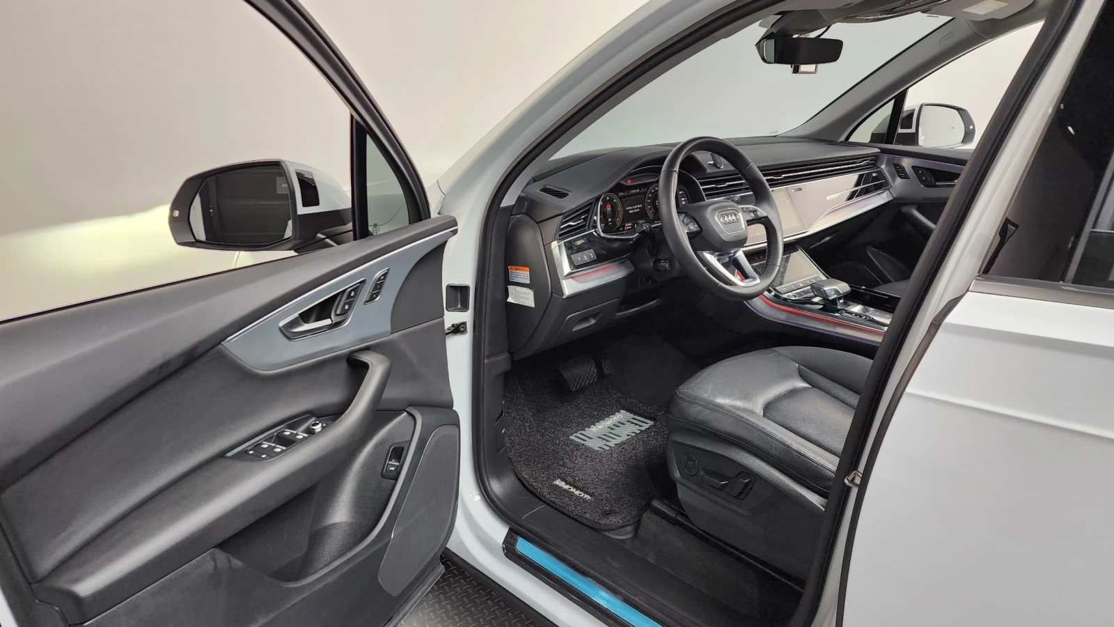 Audi Q7 8ZF* HEAD-UP* DIS* ОБДУХ* PANO* 360* КРАЙНА ЦЕНА, снимка 8 - Автомобили и джипове - 55043651