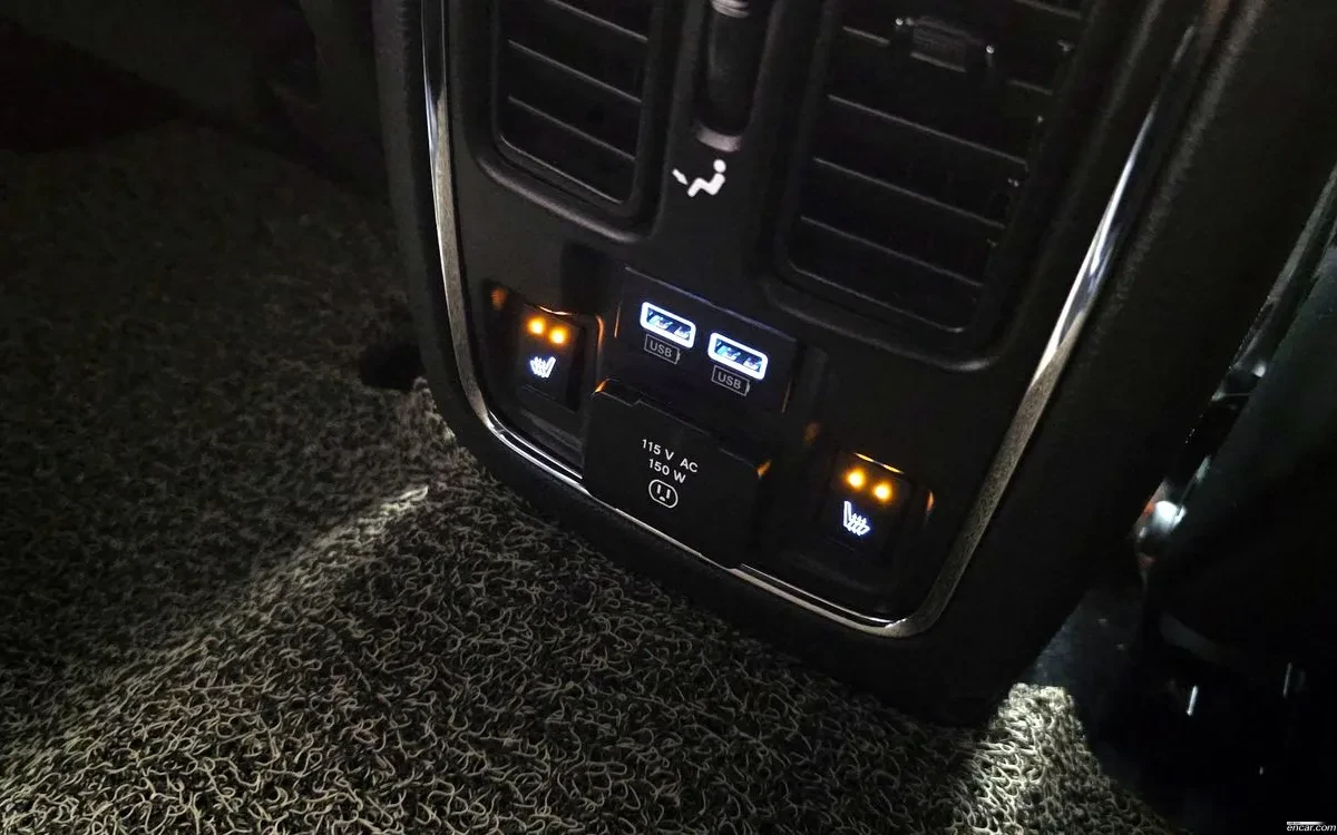 Jeep Grand cherokee OVERLAND* 3.6* DISTR* ПАНО* ПОДГРЕВИ* ОБДУХ* FULL, снимка 14 - Автомобили и джипове - 55087800