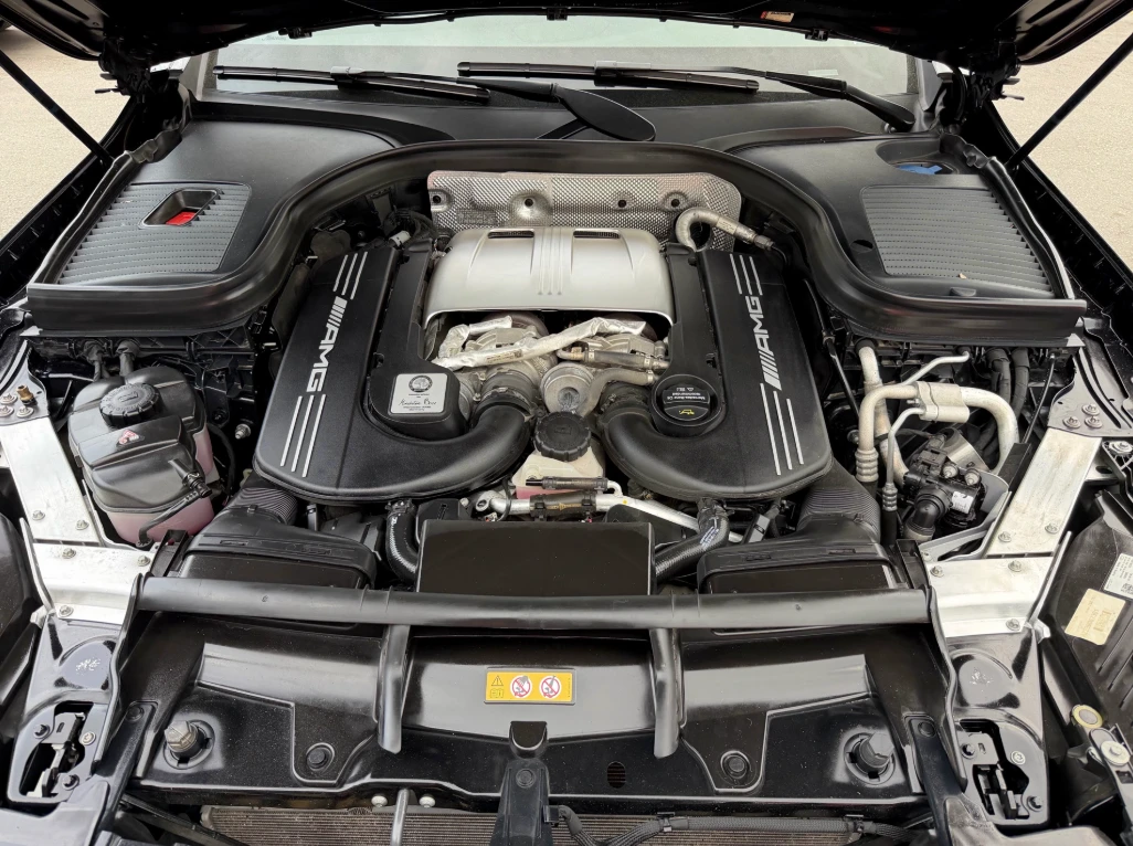 Mercedes-Benz GLC 63 AMG S 4Matic+ LOADED, снимка 17 - Автомобили и джипове - 55145775