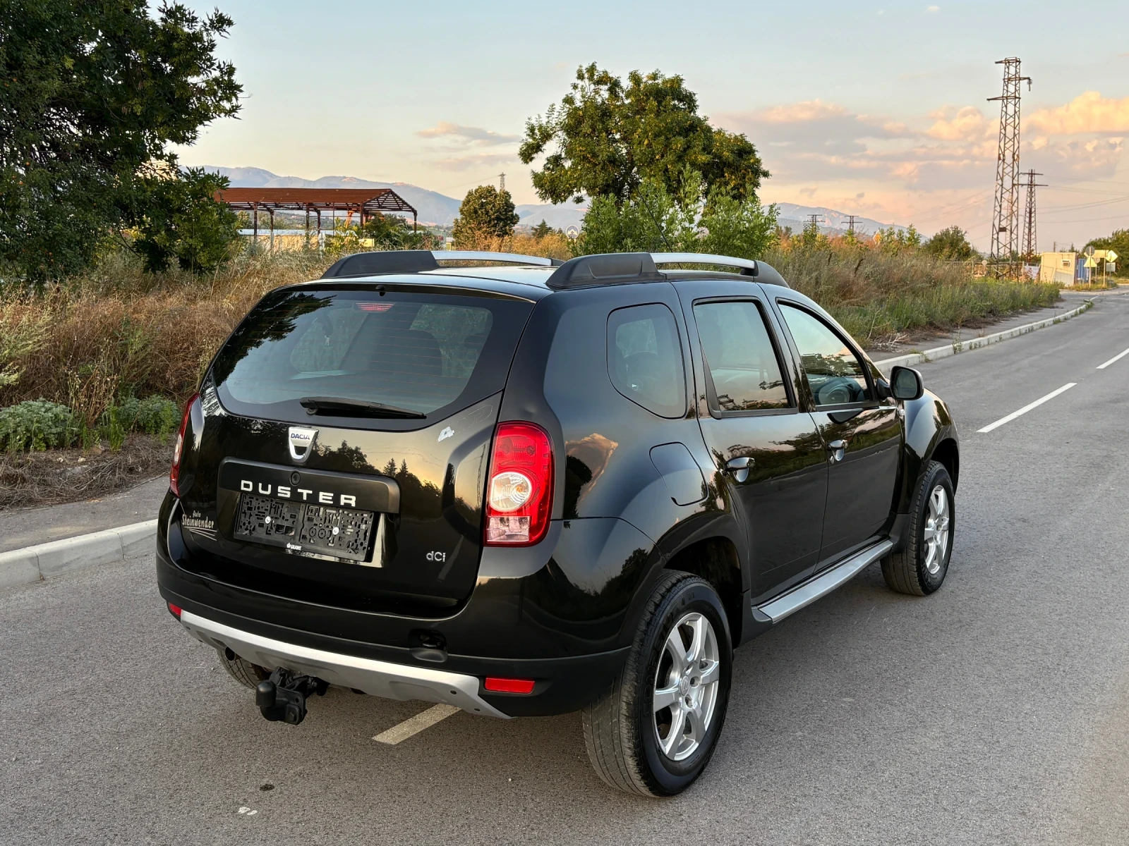 Dacia Duster 1.5DCI 4X4# КЛИМАТИК# , снимка 4 - Автомобили и джипове - 55354541