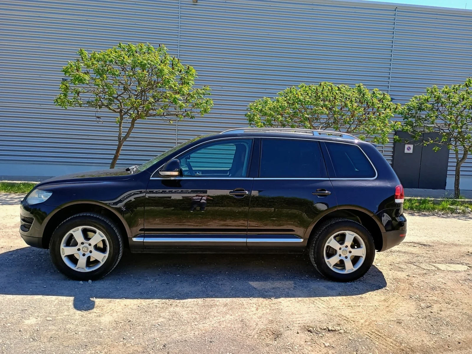 VW Touareg, снимка 2 - Автомобили и джипове - 55978094