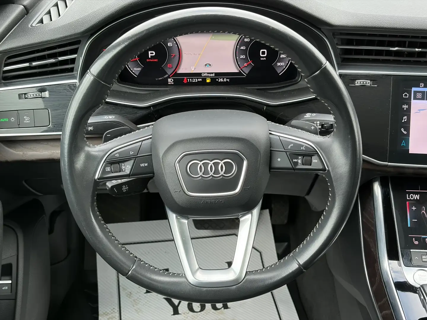 Audi Q8 Progressiv 55 TFSI Quattro S-Line Nav Pano Roof, снимка 10 - Автомобили и джипове - 56221185