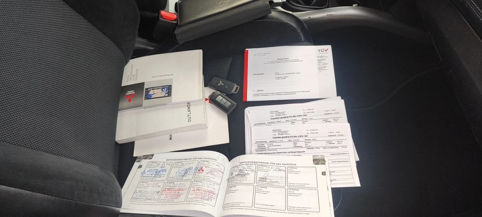 Mitsubishi Outlander 2.2DIESEL, снимка 12 - Автомобили и джипове - 56336618