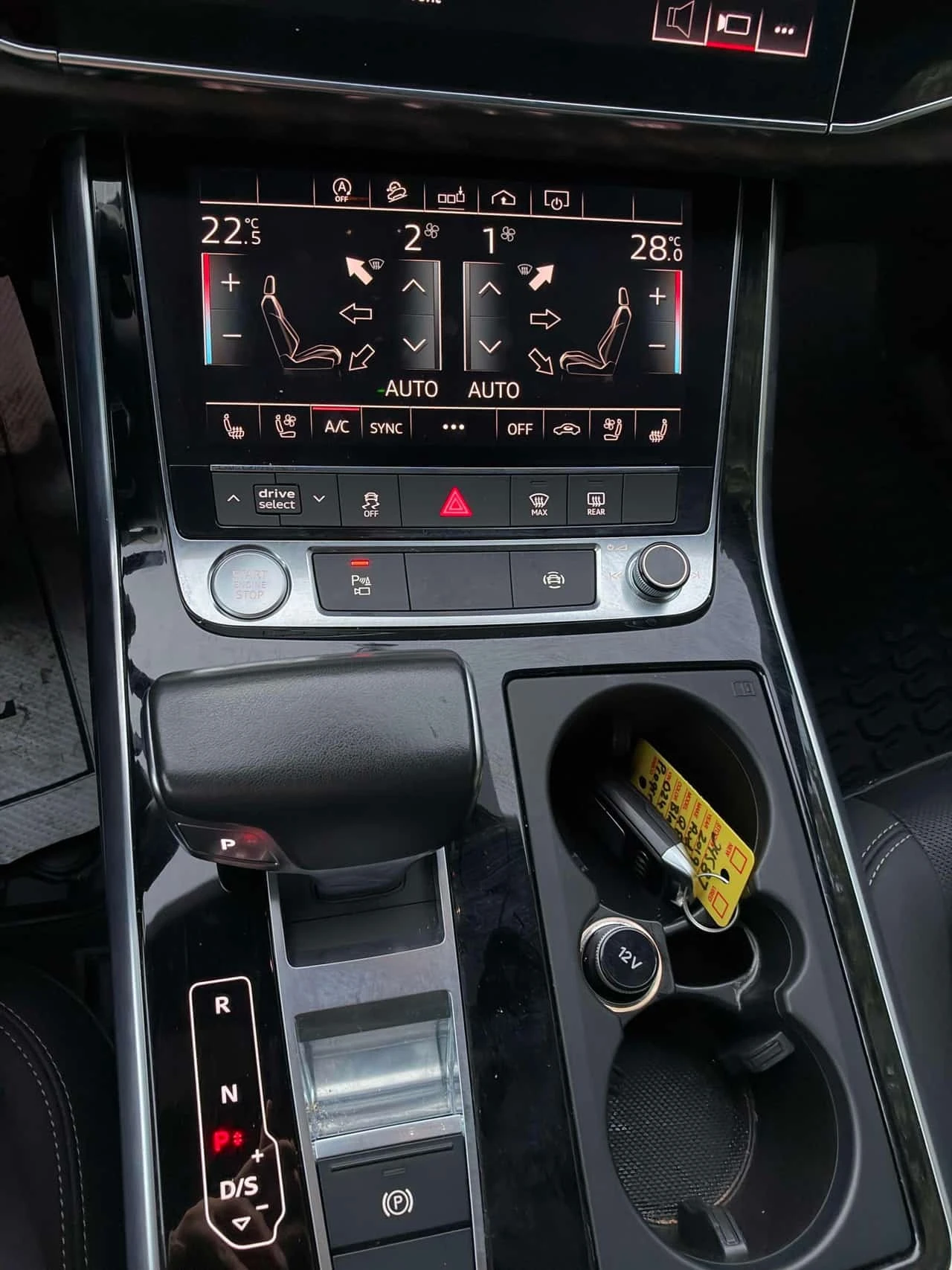 Audi Q8 * Progressiv * CARFAX * ��� ������������ ������ | Mobile.bg � ����������� 9
