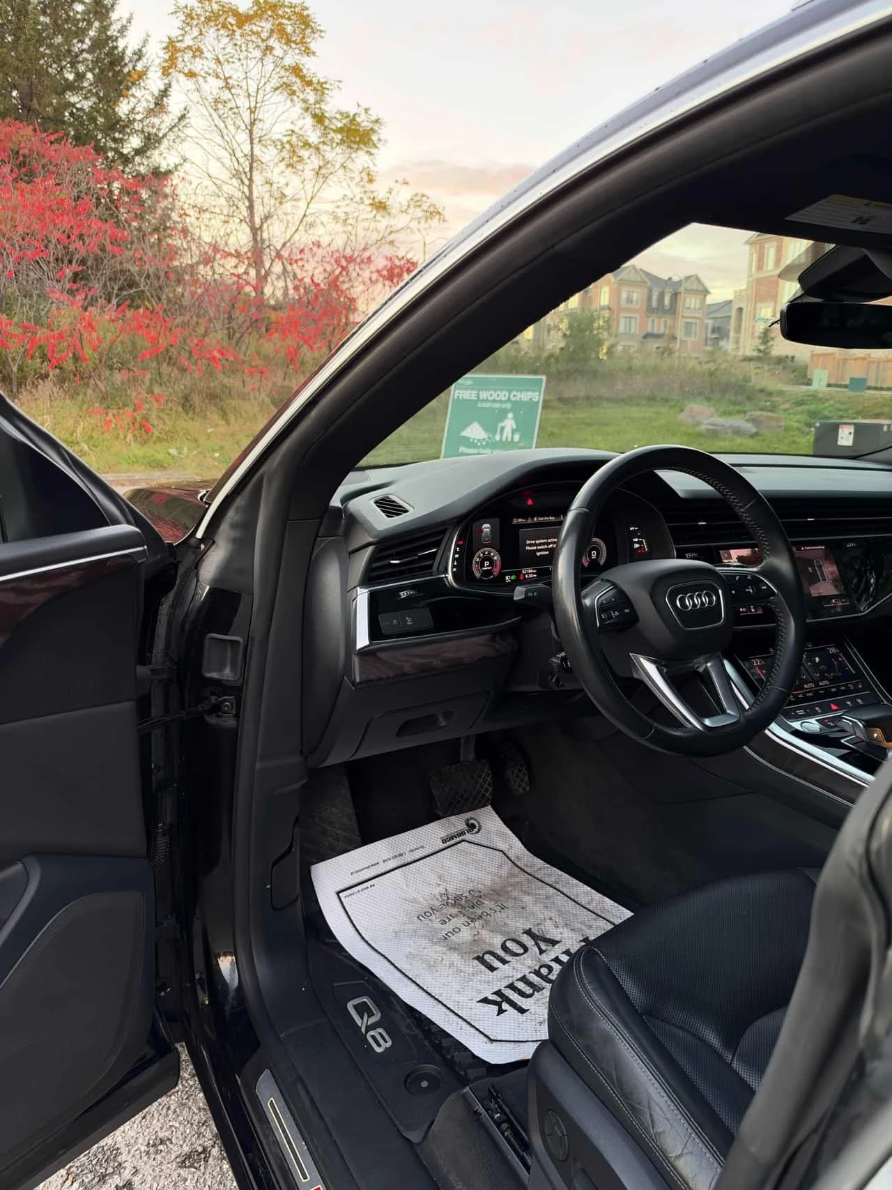 Audi Q8 * Progressiv * CARFAX * ��� ������������ ������ | Mobile.bg � ����������� 5